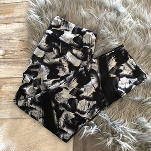 Lole crop leggings, size medium, mesh accents